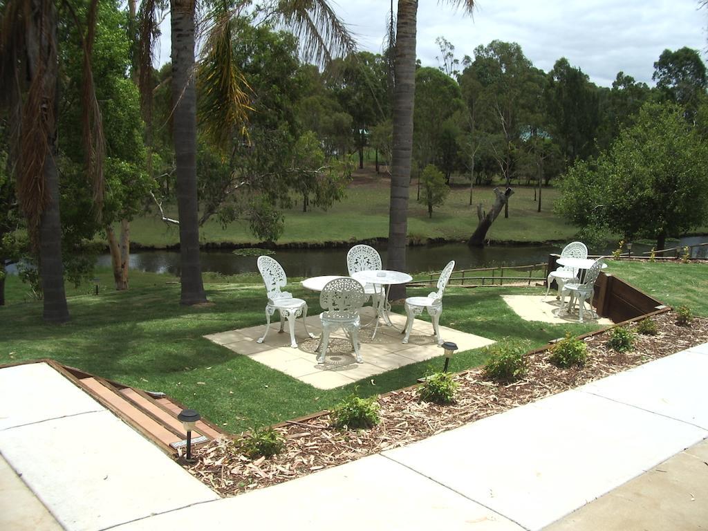 Park House Motor Oakey
